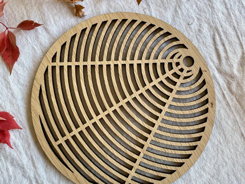 Sous-plat en bois motif géométrique