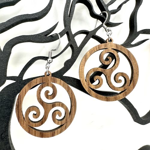 boucles d'oreilles triskel en bois