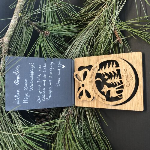 Weihnachtskugel aus Holz